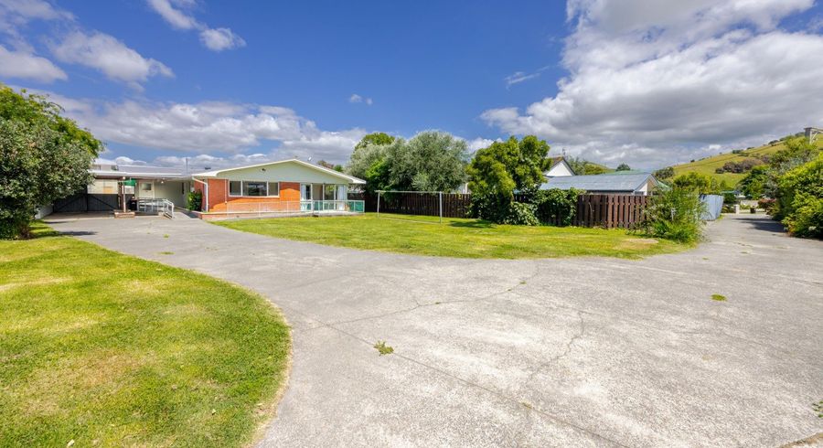  at 16 Anderson Road, Taradale, Napier, Hawke's Bay