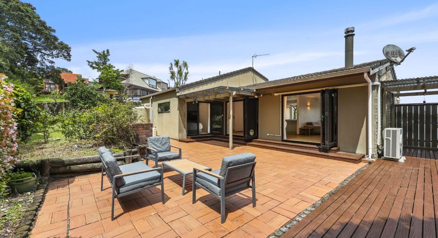  at 18 Janome Place, Bucklands Beach, Manukau City, Auckland