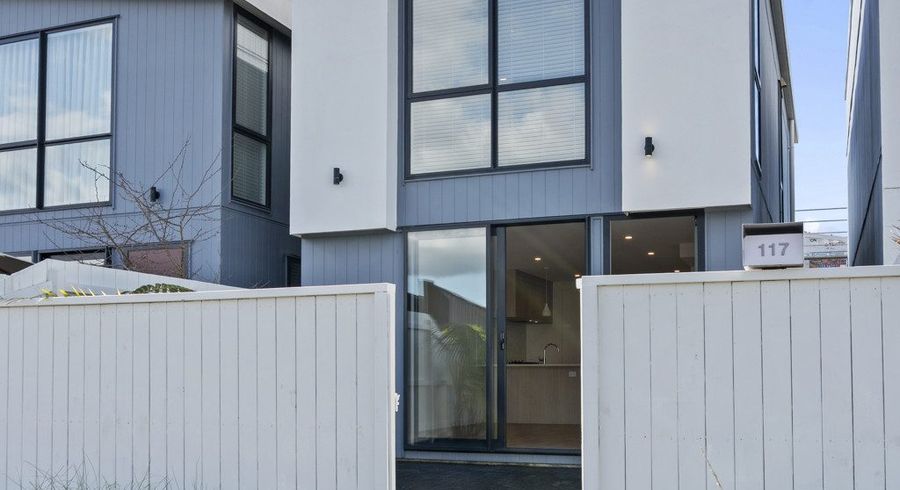  at 117 Tarapuka Road, Westgate, Waitakere City, Auckland