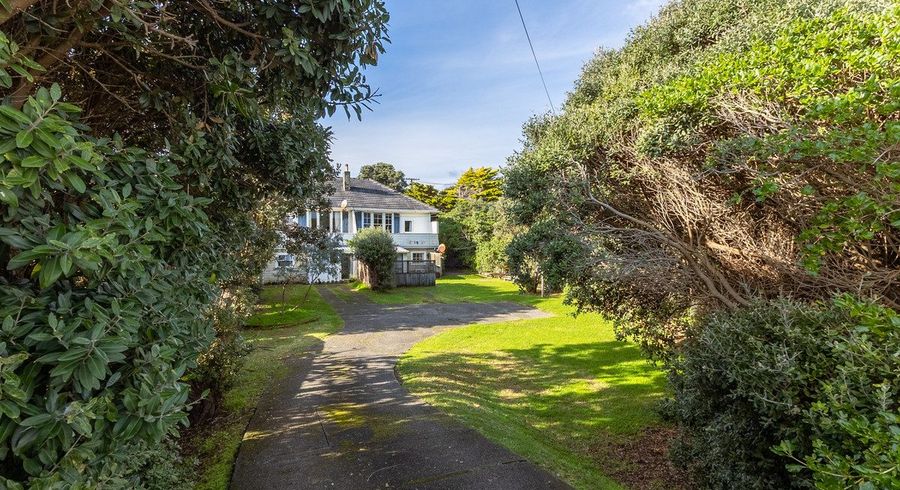  at 25 The Esplanade, Raumati South, Kapiti Coast, Wellington