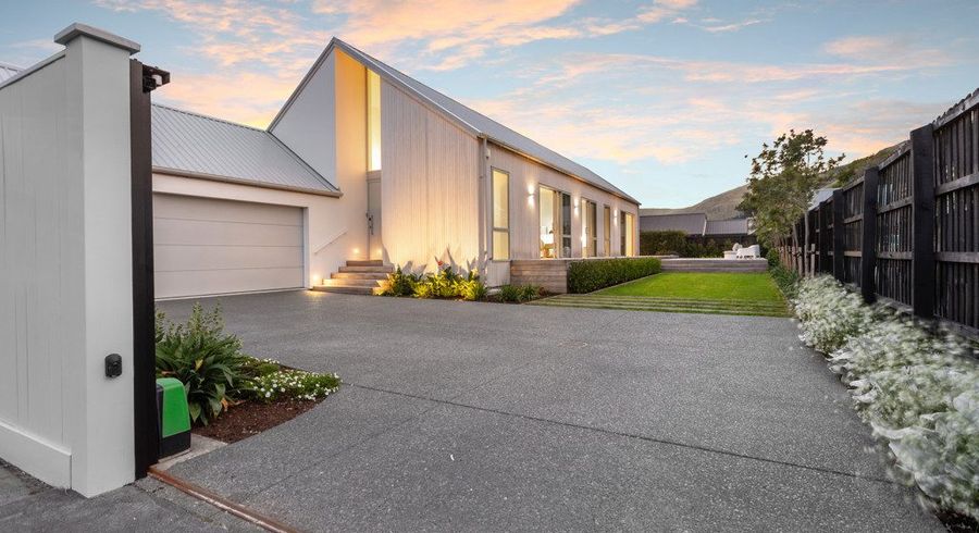  at 72 Nayland Street, Sumner, Christchurch City, Canterbury