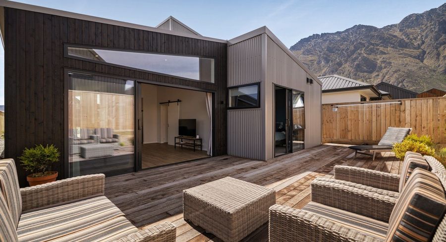  at 4 Shallow Close, Jacks Point, Queenstown-Lakes, Otago