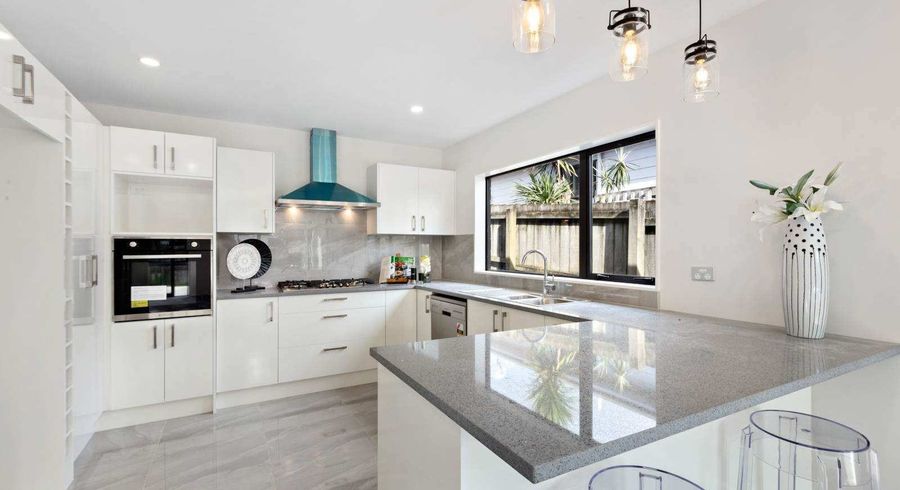  at 18B Riverpark Crescent, Henderson, Waitakere City, Auckland