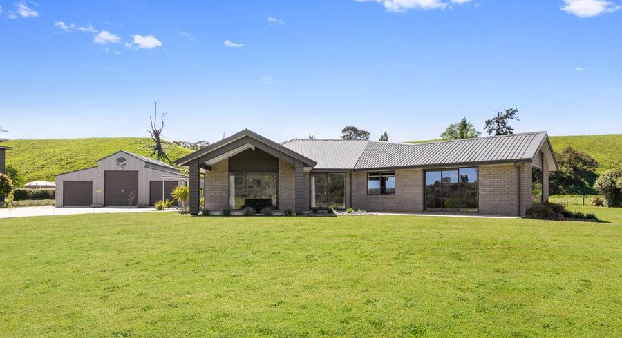  at 321 Horahora Road, Tirau