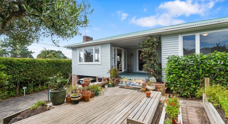  at 1/33 Waipa Street, Birkenhead, North Shore City, Auckland