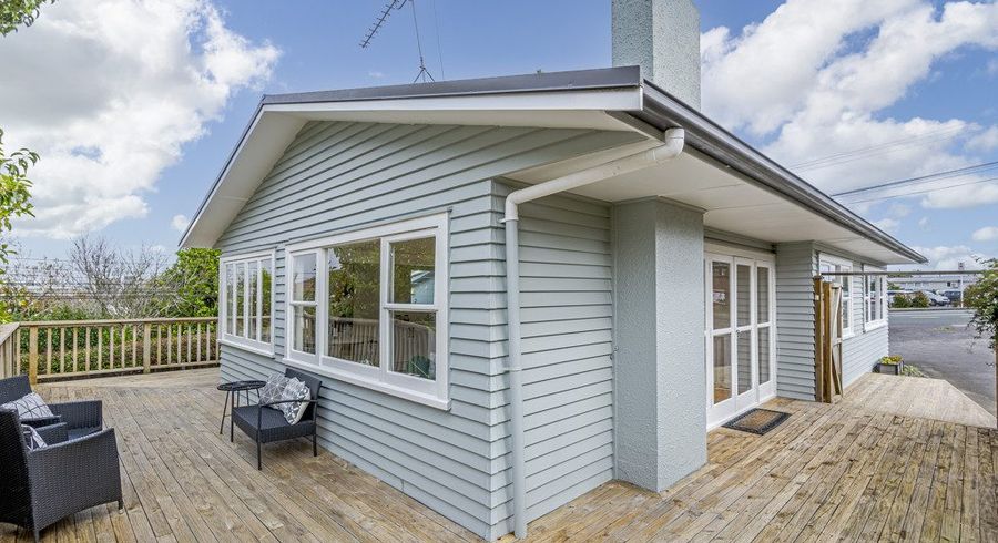  at 23A Forrest Hill Road, Milford, North Shore City, Auckland