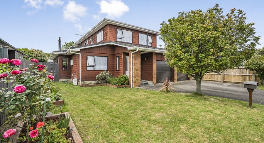  at 18 Karamea Grove, Wainuiomata, Lower Hutt