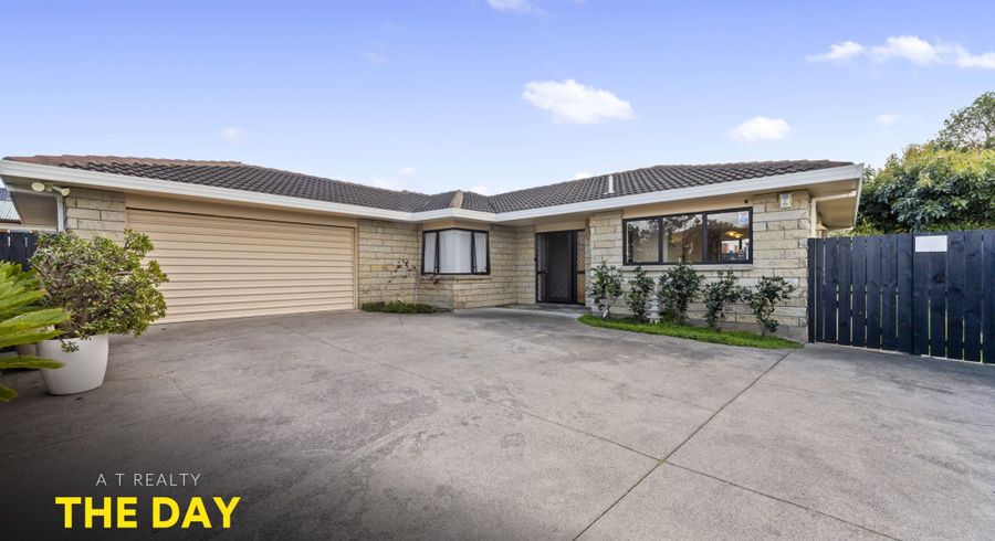  at 2/30 Victoria Road , Papatoetoe, Auckland
