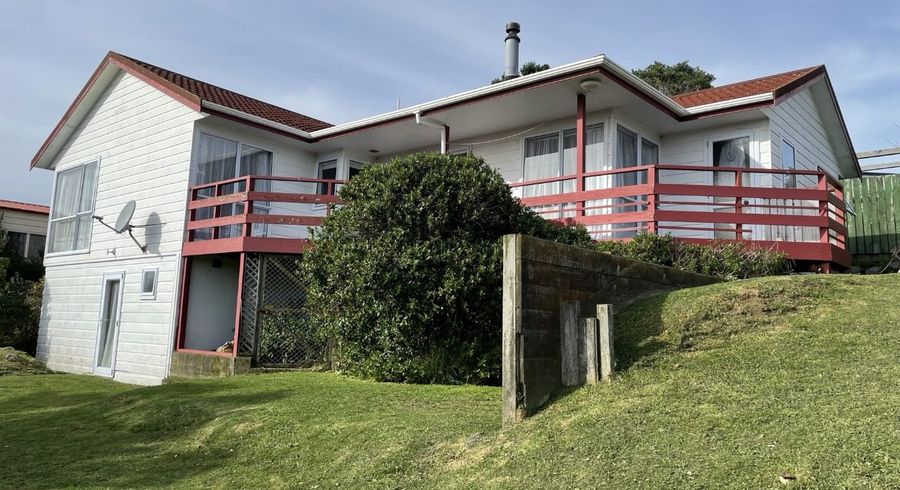  at 6 Maraval Crescent, Grenada Village, Wellington, Wellington