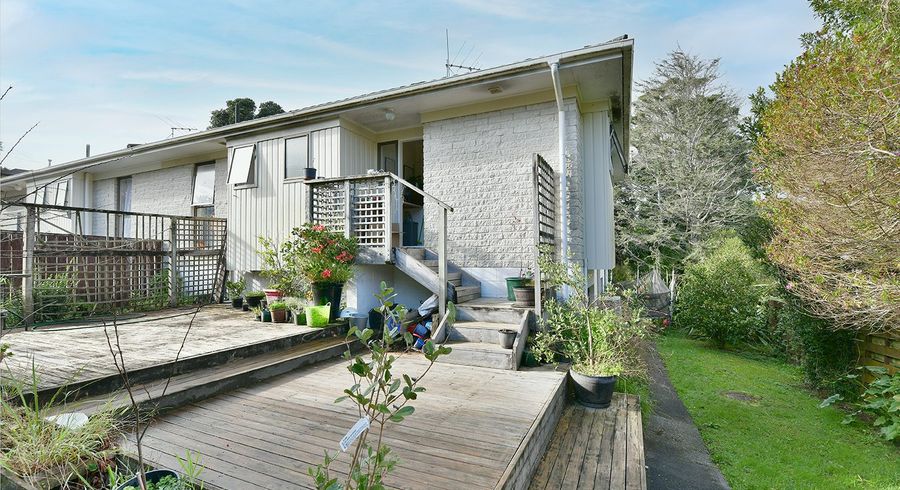  at 1/35 Auld Street, Torbay, Auckland