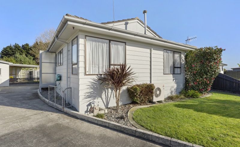  at 9 Pluto Place, Milson, Palmerston North