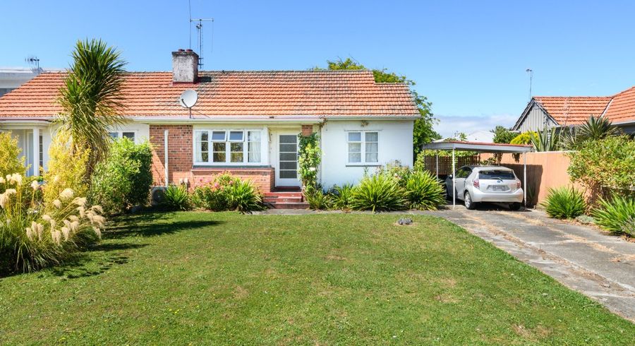  at 246 College Street, West End, Palmerston North
