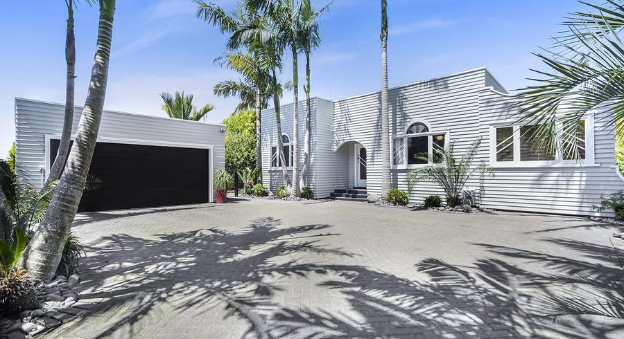  at 14 East Street, Claudelands, Hamilton, Waikato