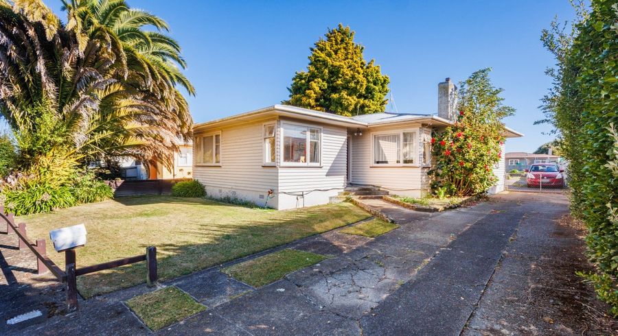  at 17 Sefton Avenue, Highbury, Palmerston North, Manawatu / Whanganui