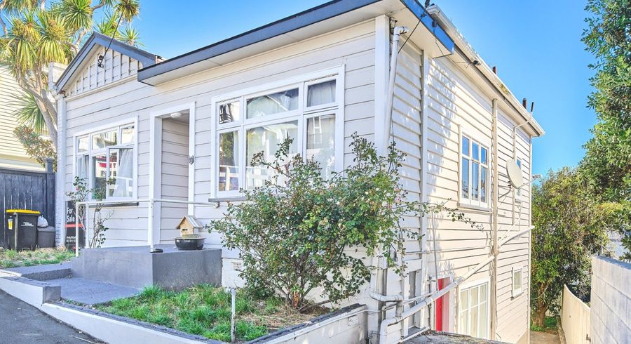  at 60 Roxburgh Street, Mount Victoria, Wellington