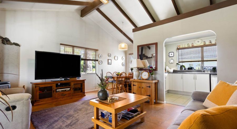  at 18A Bedford Street, Te Atatu South, Auckland