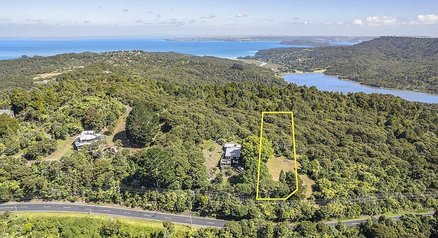  at 276 Scenic Drive, Titirangi, Waitakere City, Auckland