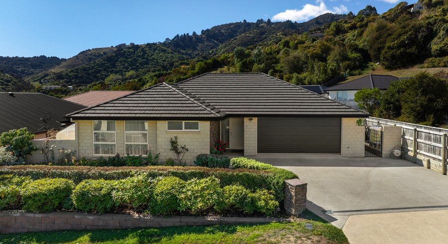  at 5 Devenish Place, Atawhai, Nelson