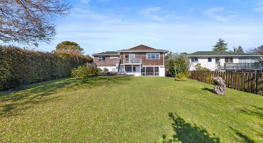  at 8 Jade Avenue, Pakuranga Heights, Manukau City, Auckland