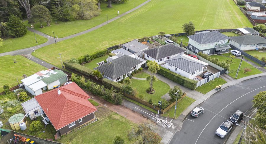  at 67 Smythe Road, Henderson, Auckland