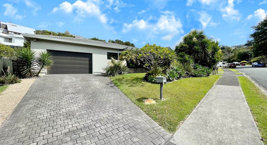  at 20 Penguin Drive, Murrays Bay, Auckland