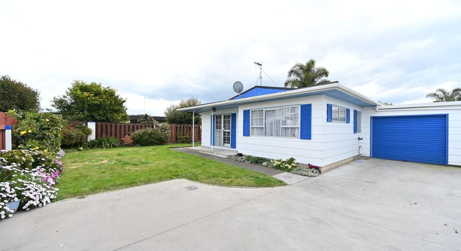  at 2/12 Swansea Place, Tamatea, Napier