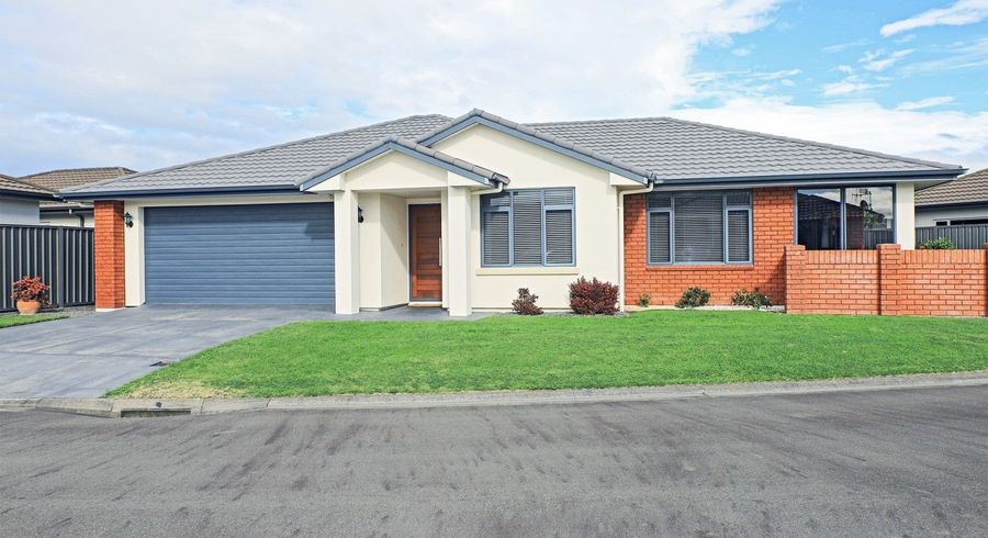 at 5 Mana Place, Poraiti, Napier