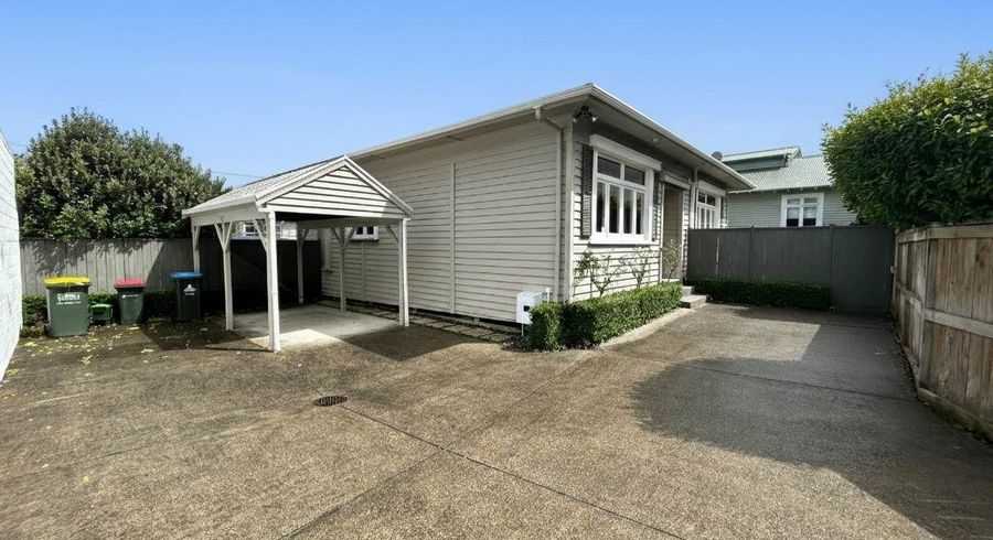  at 35A Queensway, Three Kings, Auckland City, Auckland