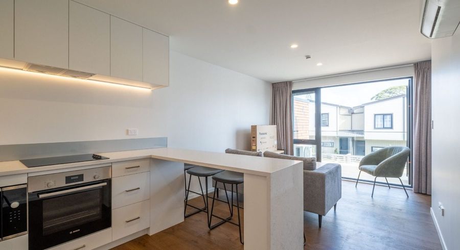  at 38 Te Puketoka Lane, Mangere Bridge, Manukau City, Auckland