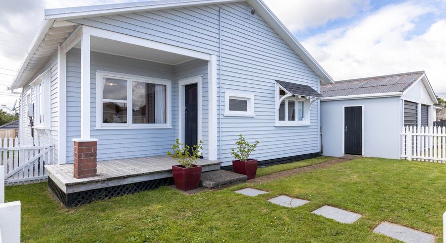  at 373 Carrington Street, Upper Vogeltown, New Plymouth