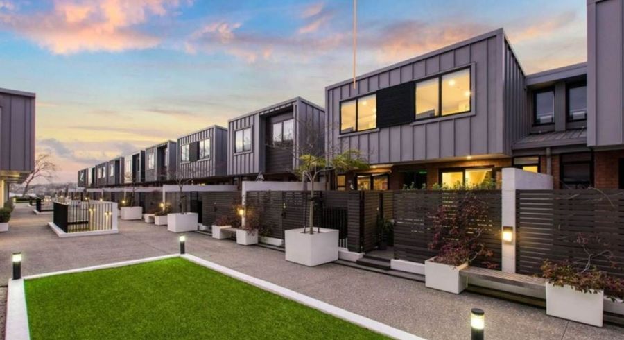  at 20/4 Stables Lane, Millwater, Rodney, Auckland
