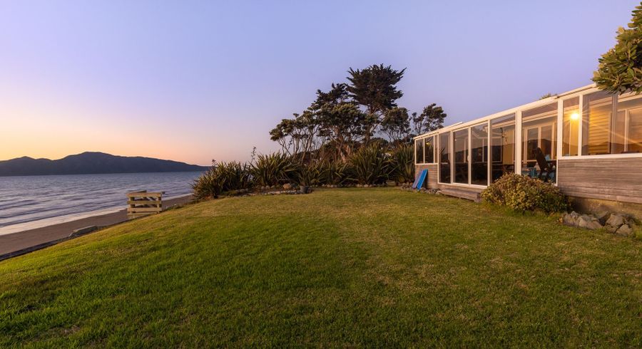  at 24 Newry Road, Raumati Beach, Paraparaumu