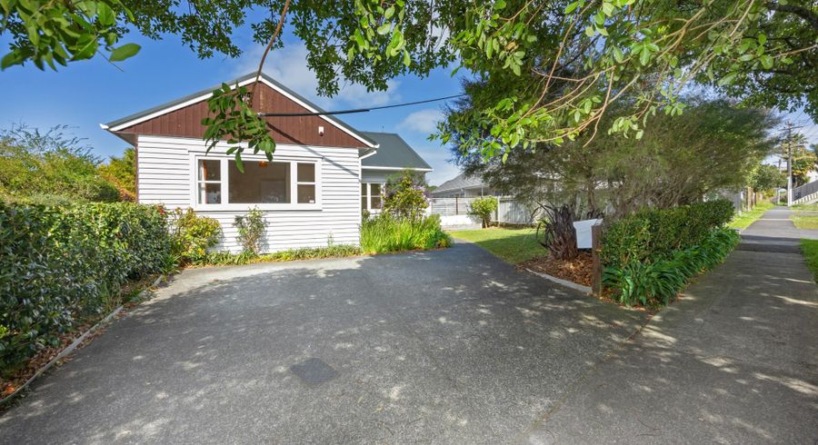  at 52 Fruitvale Road, New Lynn, Auckland