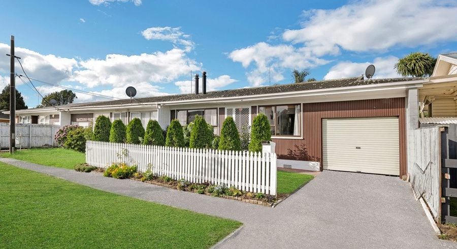  at 2/7 Don Street, Papakura, Papakura, Auckland