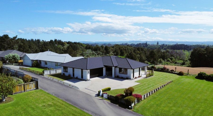  at 8 Barron Way, Ohauiti, Tauranga