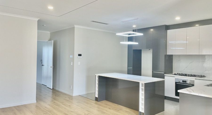  at 11 Uru Drive, Flat Bush, Auckland