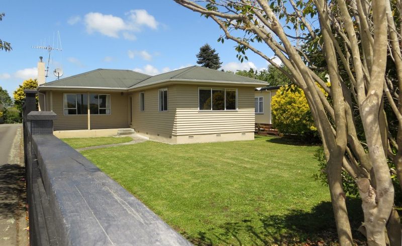  at 42 Manson Street, Terrace End, Palmerston North