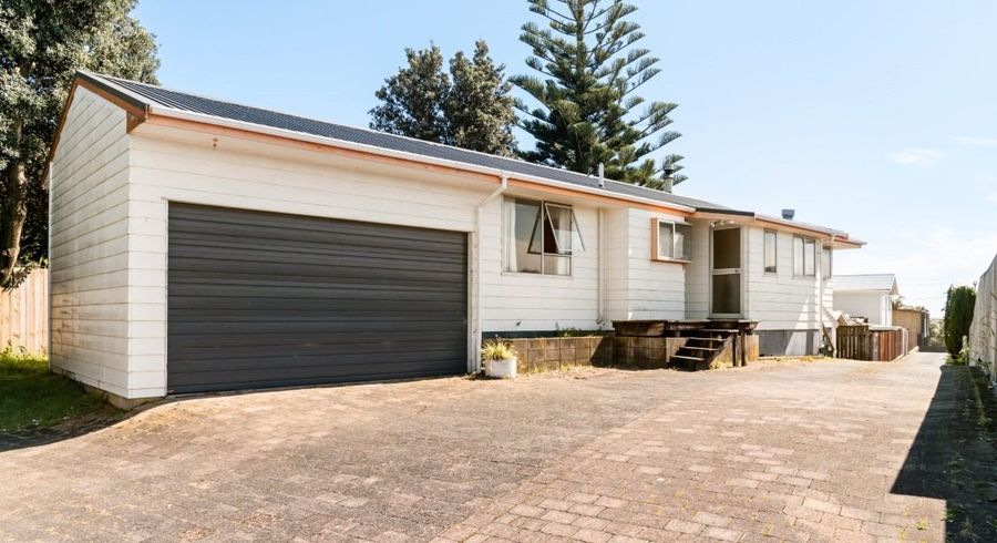  at 1116 PAPAMOA BEACH ROAD, Papamoa Beach, Tauranga