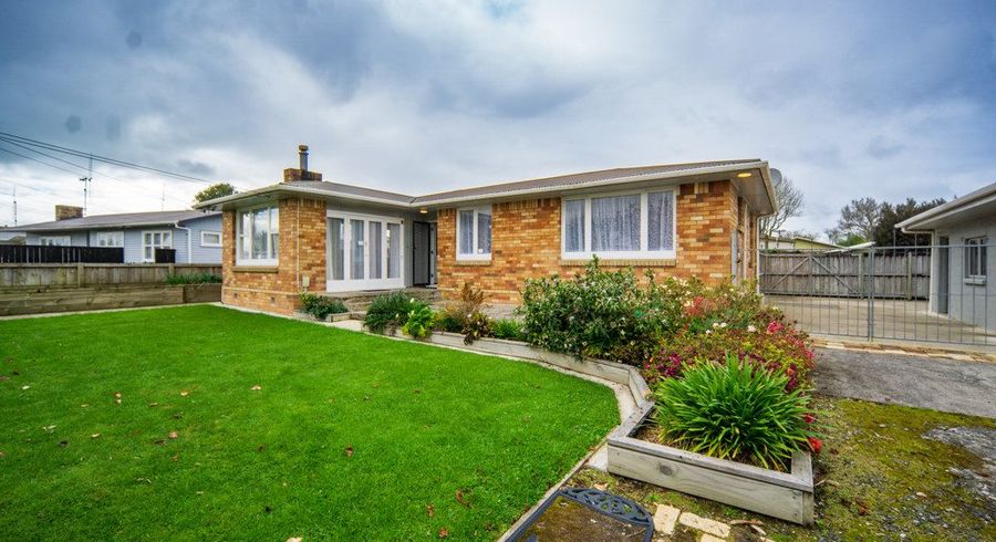  at 27 Cotton Street, St Andrews, Hamilton