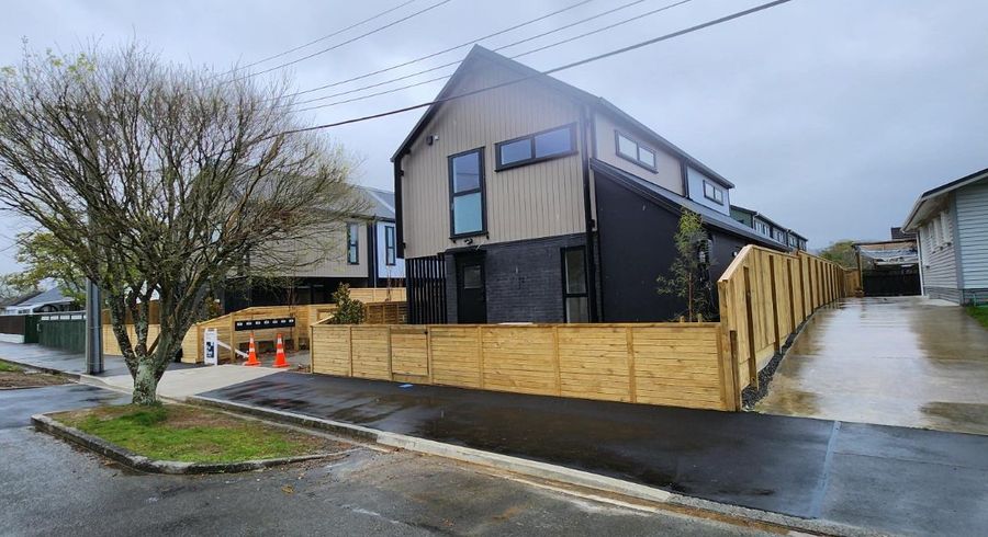  at 1/8 Victoria Street, Ebdentown, Upper Hutt