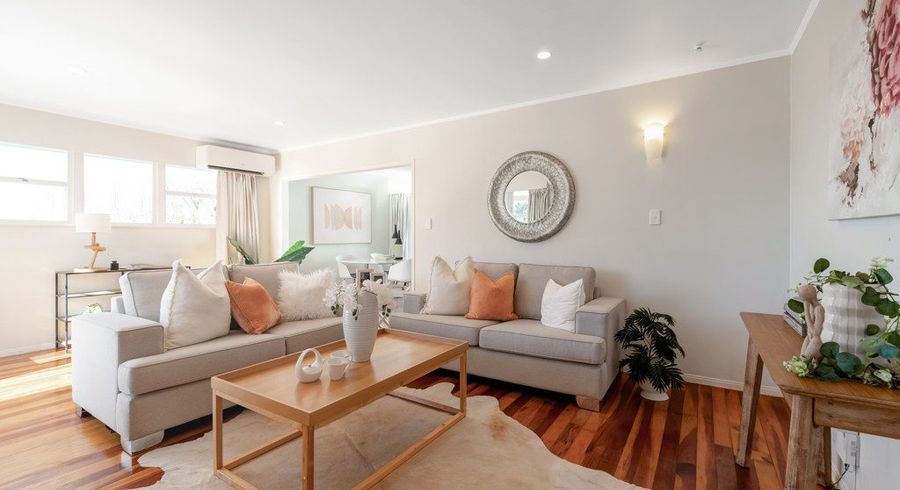  at 3 Gladys Avenue, Glenfield, North Shore City, Auckland
