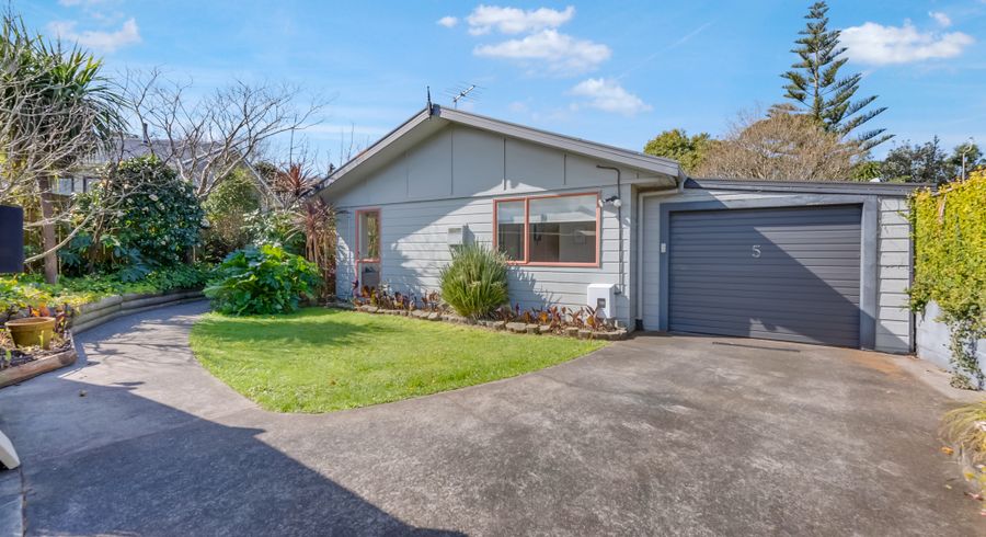  at 5 Cassia Place, Bell Block, New Plymouth