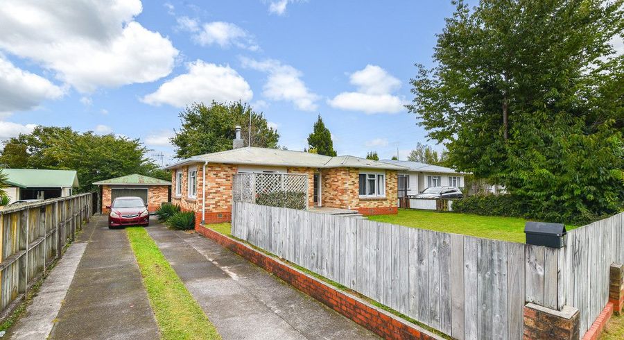  at 8 Fairview Road, Western Heights, Rotorua