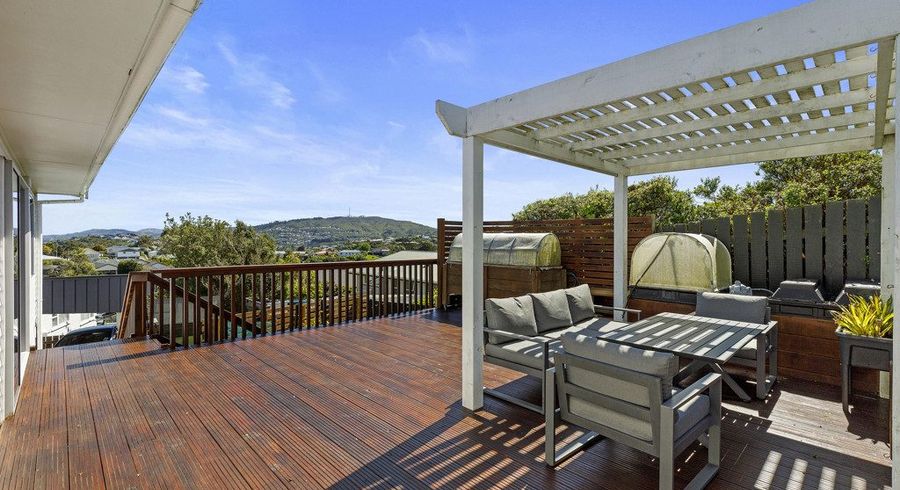  at 25 Griffiths Grove, Newlands, Wellington, Wellington