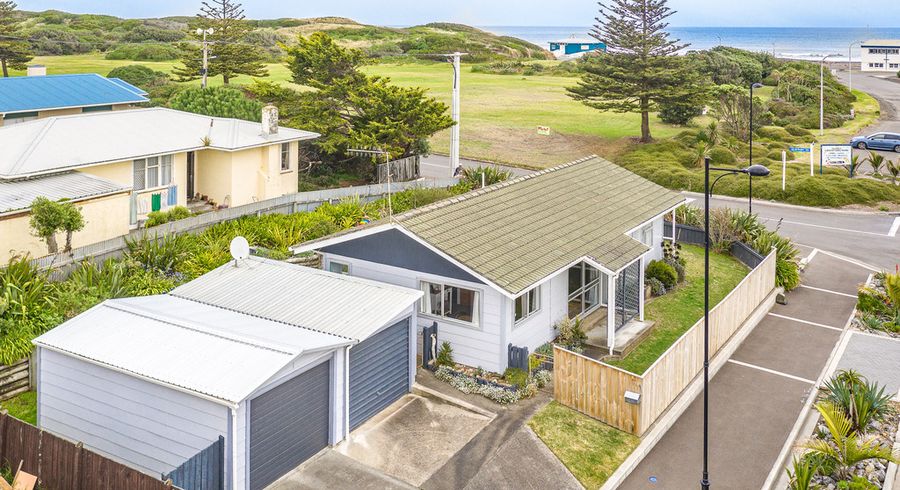  at 2 Rangiora Street, Castlecliff, Whanganui
