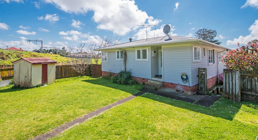  at 1/24 Swaffield Road, Papatoetoe, Auckland