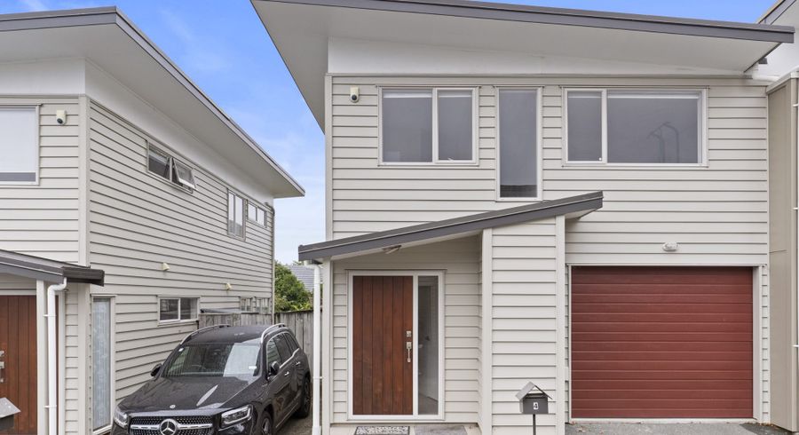 at 4/45a Swanson Road, Henderson, Waitakere City, Auckland