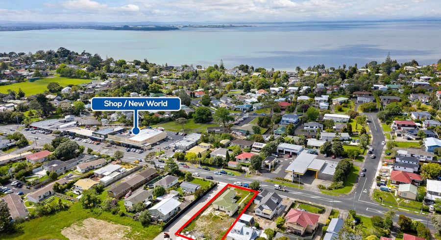  at 83 Godley Road, Green Bay, Auckland