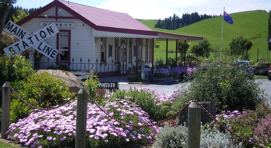  at 8 Old Main Road, Domett, Hurunui, Canterbury