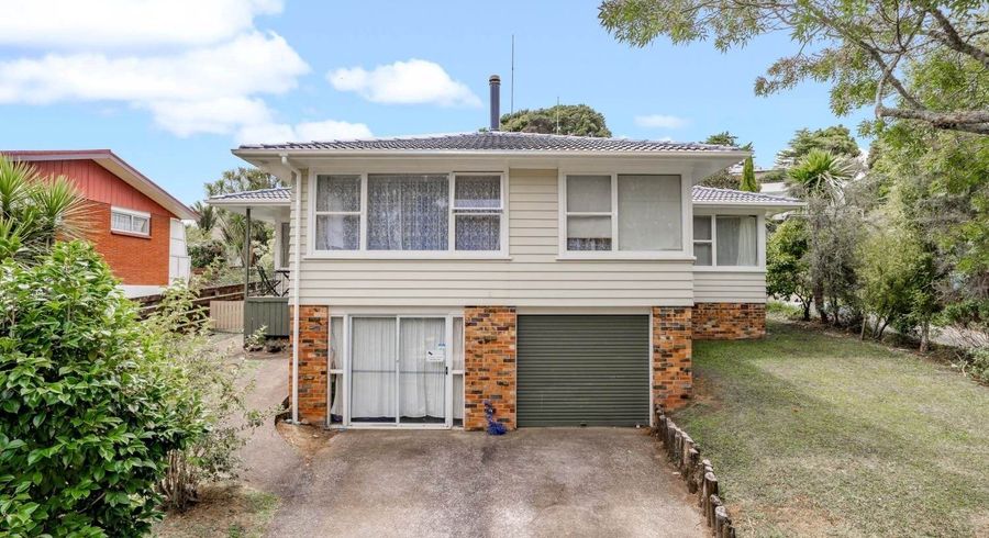  at 6 Takapu Street, Henderson, Auckland